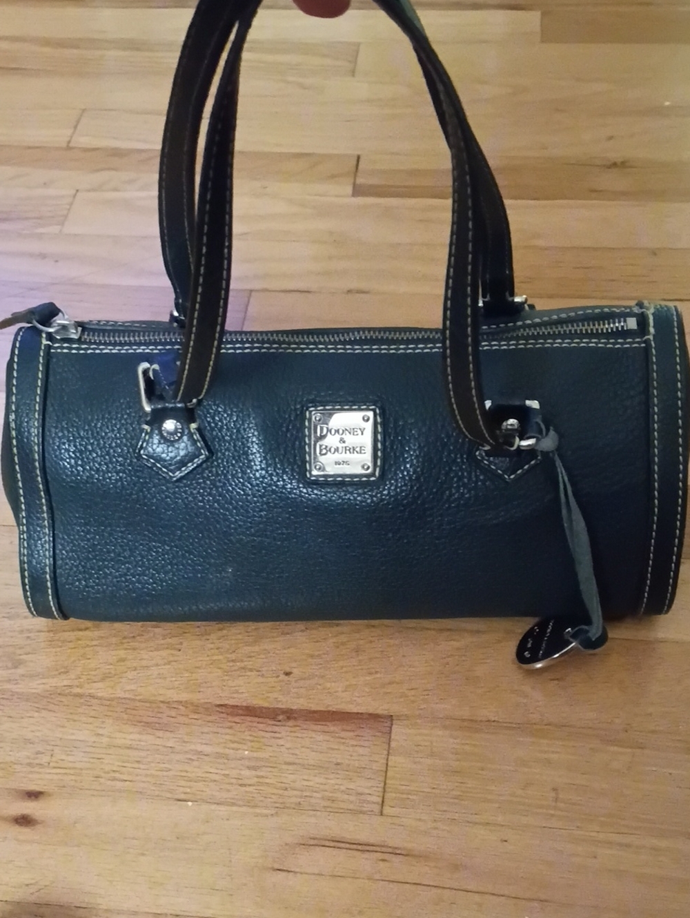 Dooney And Bourke Pebble Grain Barrel Bag